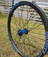 Load image into Gallery viewer, BMX EDGE PERFORMANCE CARBON RIM SETS